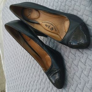Black Sofft leather heels!